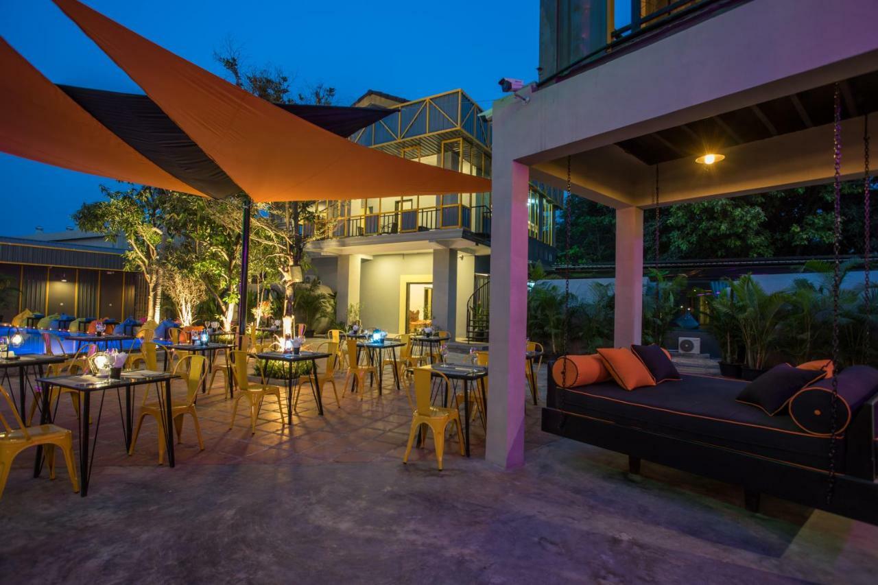 White Rabbit Hostel Siem Reap (Adults Only) Exterior photo